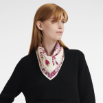 фуксия Жени копринен шал колекция пролет/лято 2023 50 аксесоари Longchamp 6084PZ1006 - Image 2