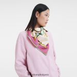 фуксия Жени копринен шал колекция пролет/лято 2023 90 аксесоари Longchamp 6084PZ1047 - Image 2